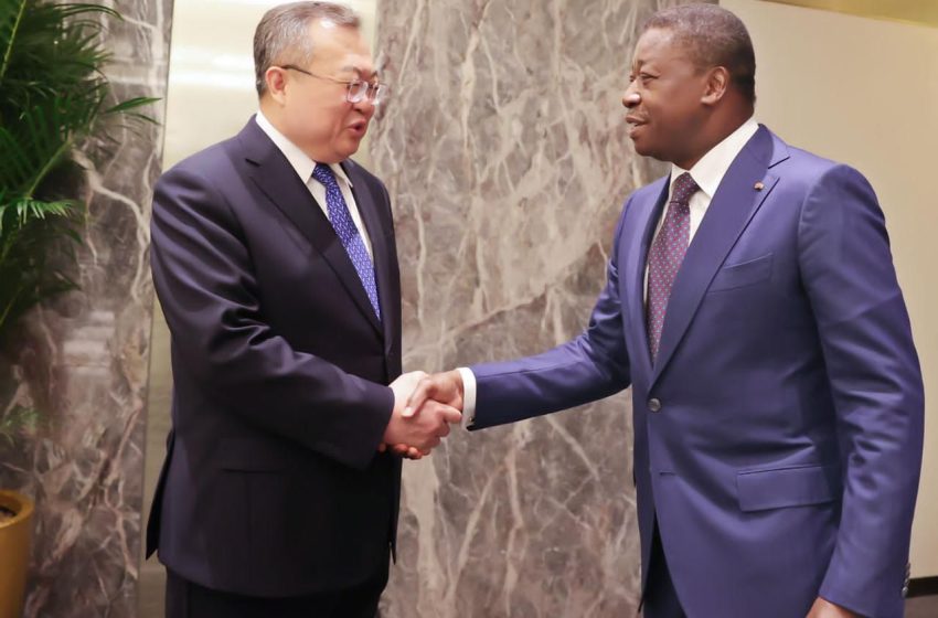  FOCAC 2024 : Échanges entre Faure Gnassingbé et Liu Jianchao